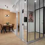 One Luxury - Floreasca Towers ブカレスト