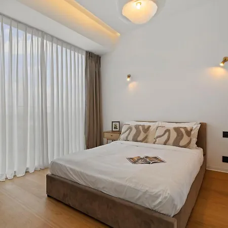 One Luxury - Floreasca Towers Daire