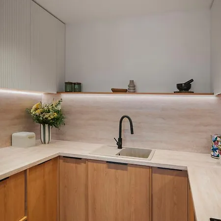 One Luxury - Floreasca Towers * Bükreş