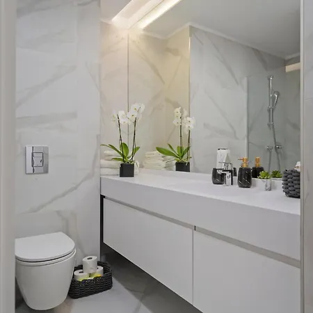 One Luxury - Floreasca Towers Bucarest