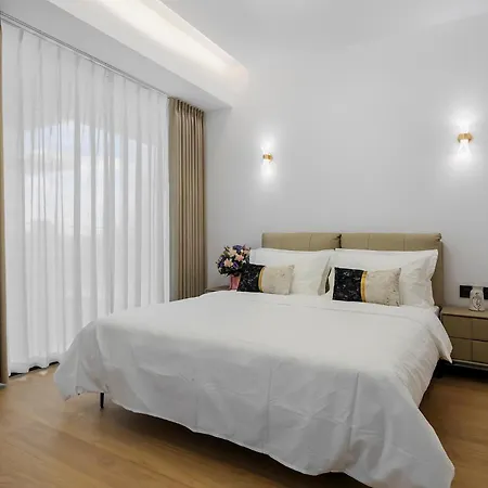 One Luxury - Floreasca Towers Apartmán