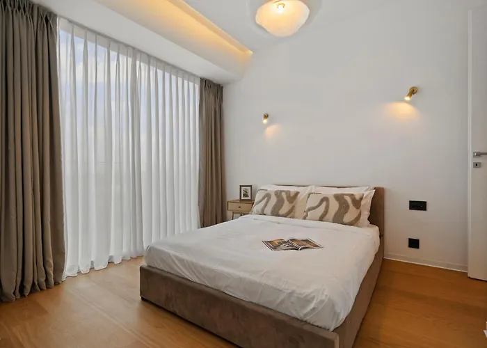 One Luxury - Floreasca Towers Apartment