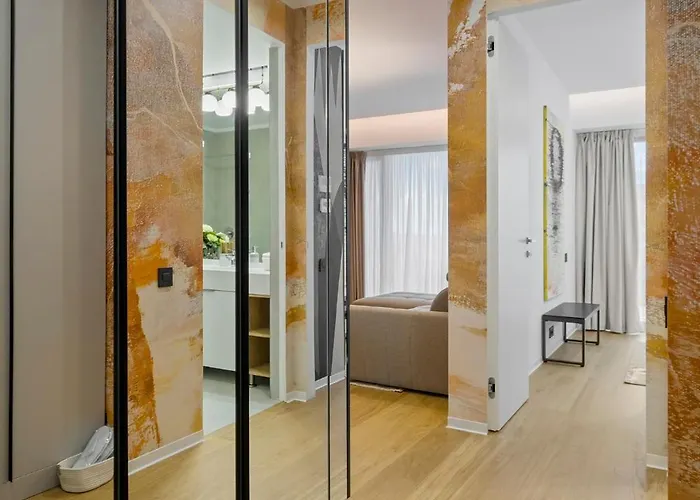 One Luxury - Floreasca Towers Apartment Bucharest