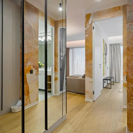 One Luxury - Floreasca Towers Lägenhet Bukarest