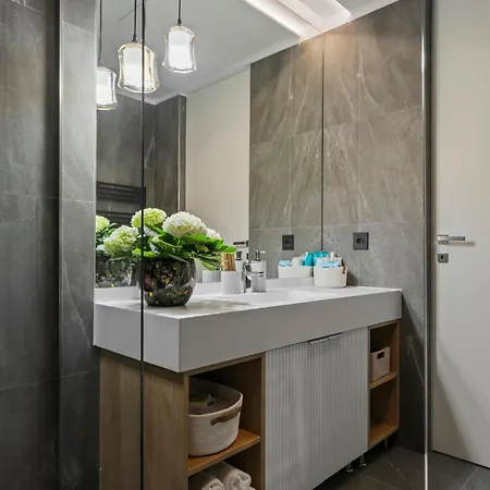 One Luxury - Floreasca Towers